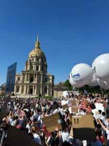 Manifestation des médecins contre la loi Garot à Paris 29 avril 2025